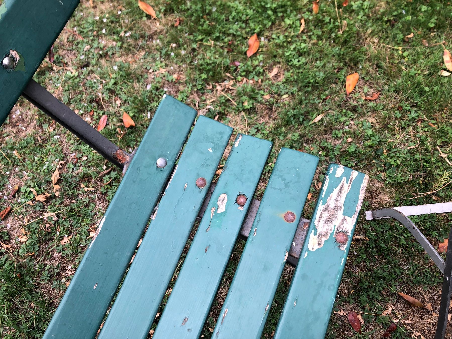 Set di tavolo e panche: Die etwas anderen Garten oder Balkonmöbel – Usato da Seuzach venduto da Monika112 5