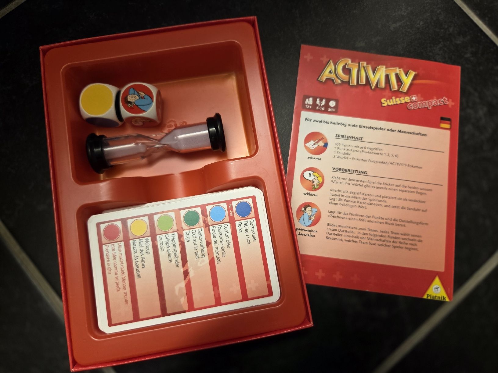 Giochi: Activity Suisse Compact - Das lustige Partyspiel! – Usato da Thürnen venduto da Paddington.12 2