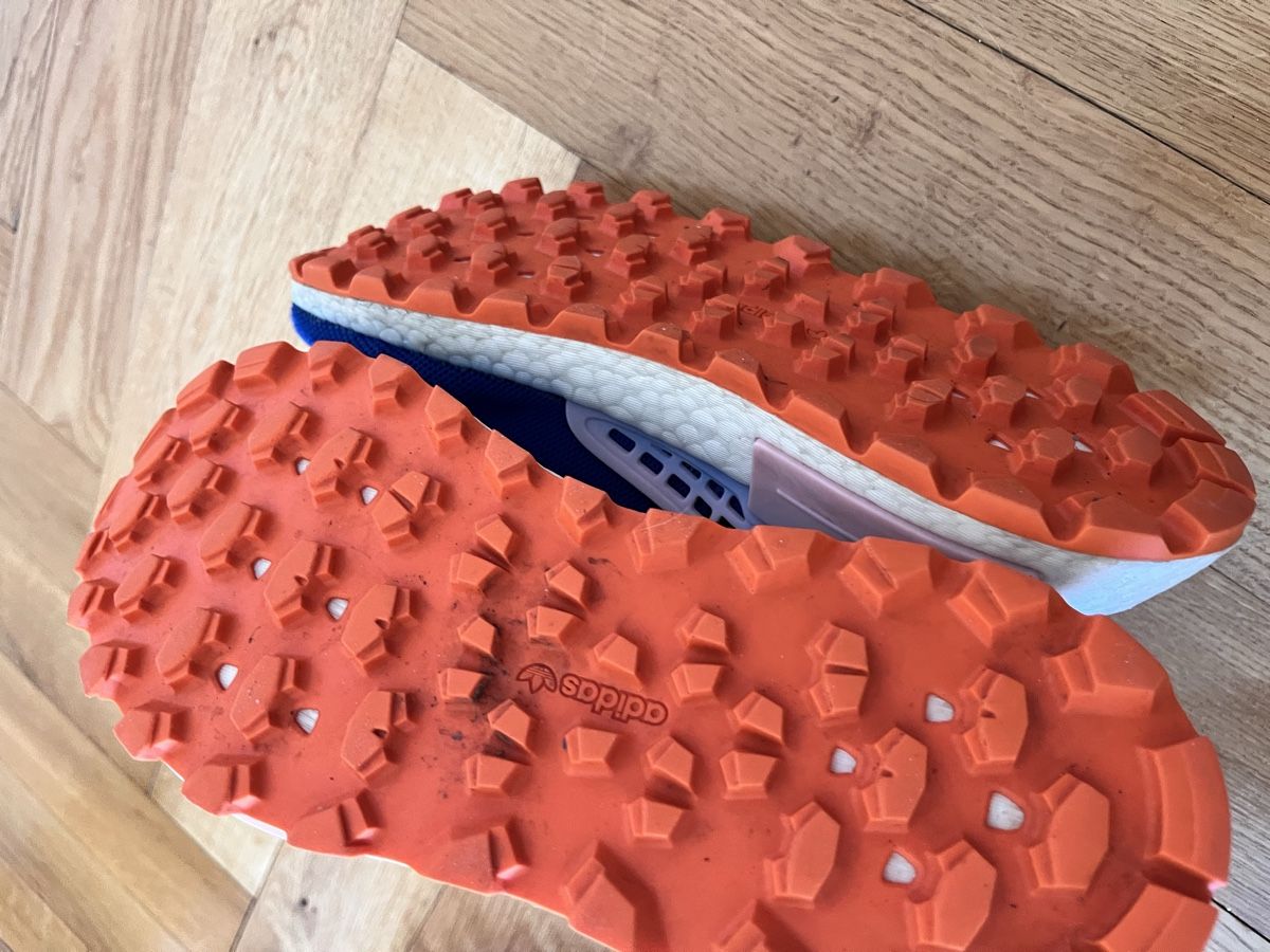 Adidas Scarpe da donna: Adidas NMD Hu Pharrell Williams sneakers size 37.5 – Usato da Lausanne venduto da Danash 5