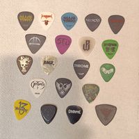 Plektren-Sammlung Metalbands 