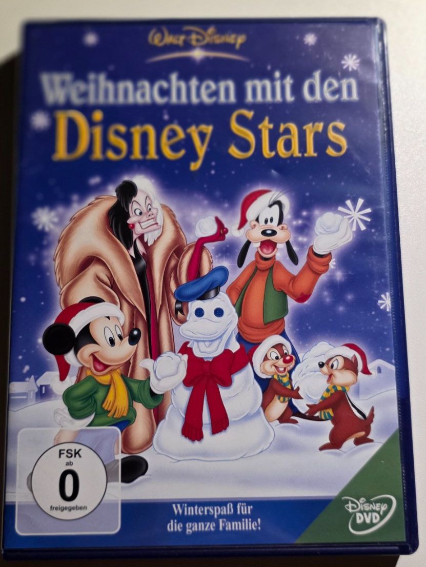Tutti i DVDs: Weihnachten mit Disney Stars DVD – Usato da Niederbipp venduto da Tamara15101995