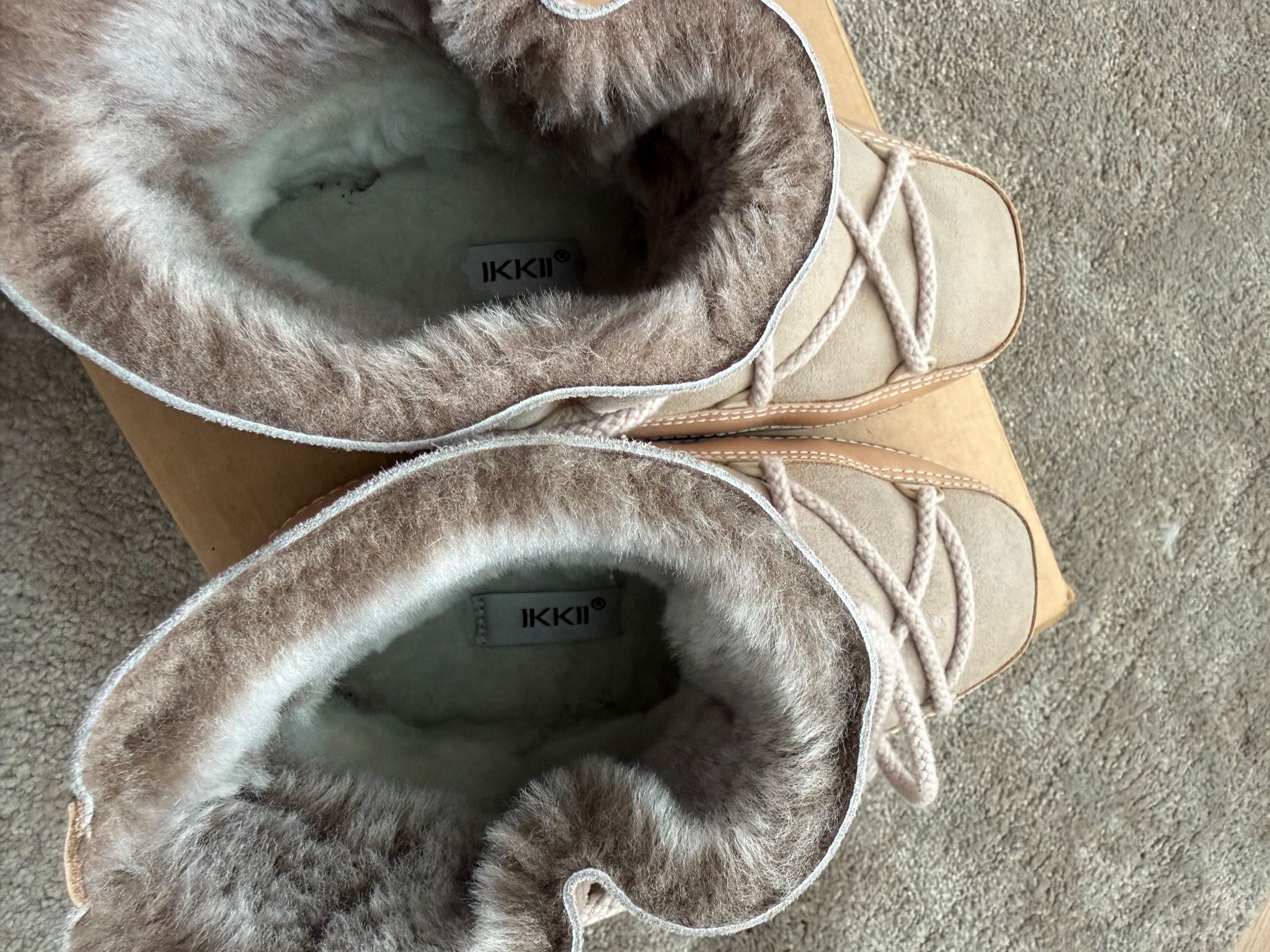 Scarpe da donna: IKKII Beige Boots Damen Lammfell Futter 41 – Usato da Beromünster venduto da Barbraa 5