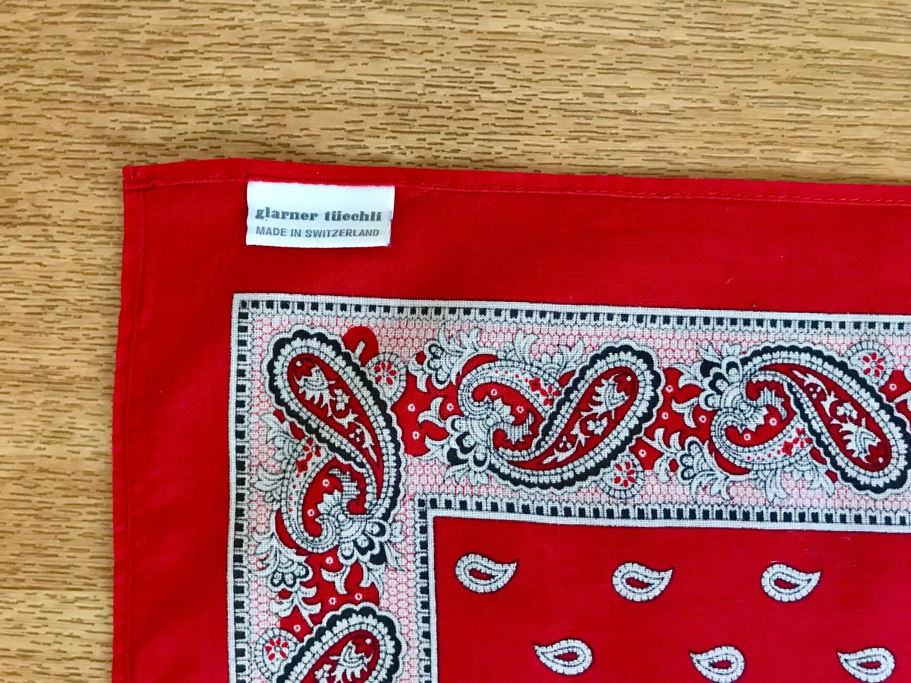 Autres vêtements & accessoires: 12 Original Glarner Tüechli – D'occasion à Basel par nostanz 3