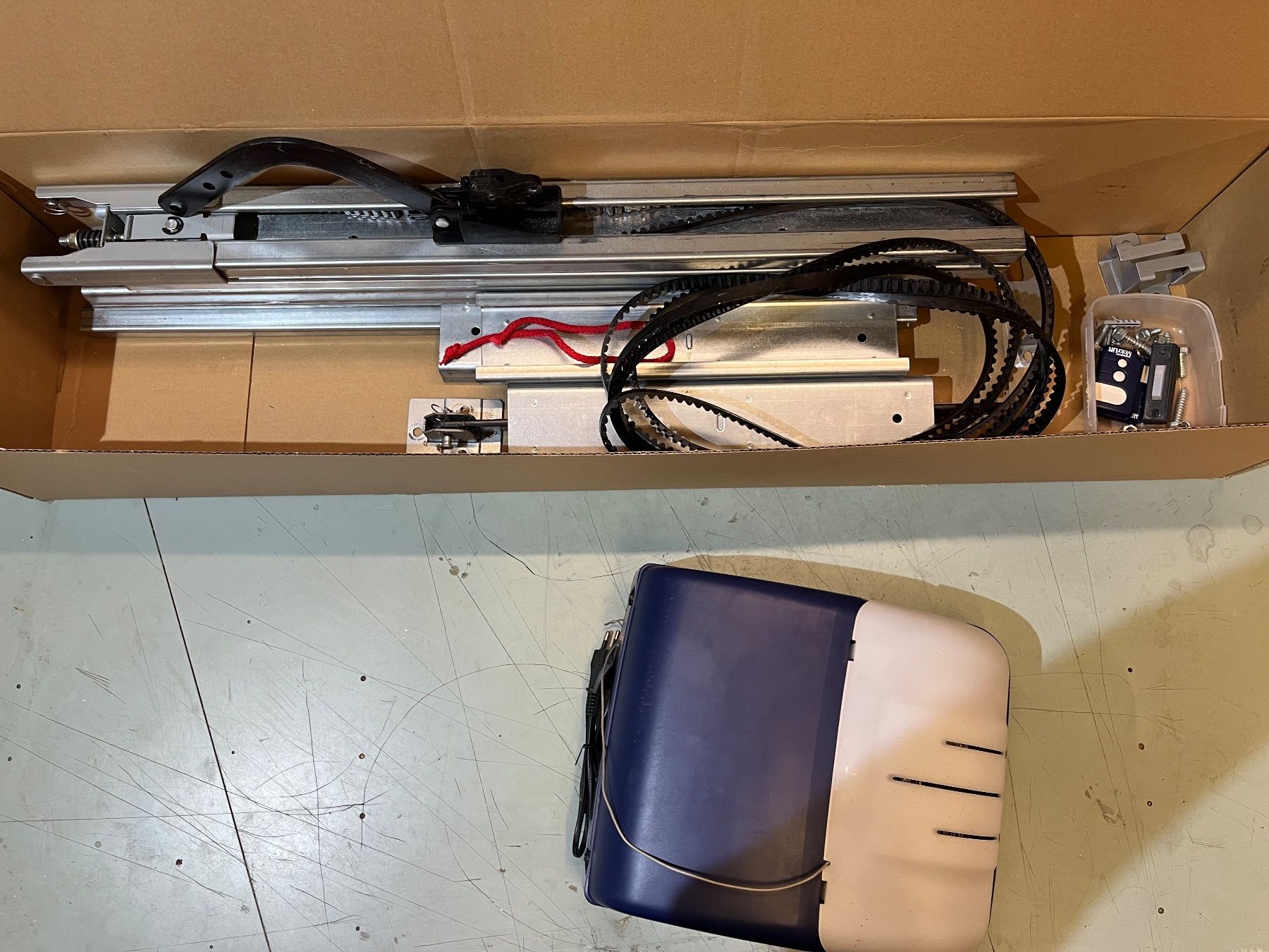 Altro Materiale elettrico: Camberlain Motorlift 750 Torantrieb – Usato da Schleitheim venduto da heni75 3