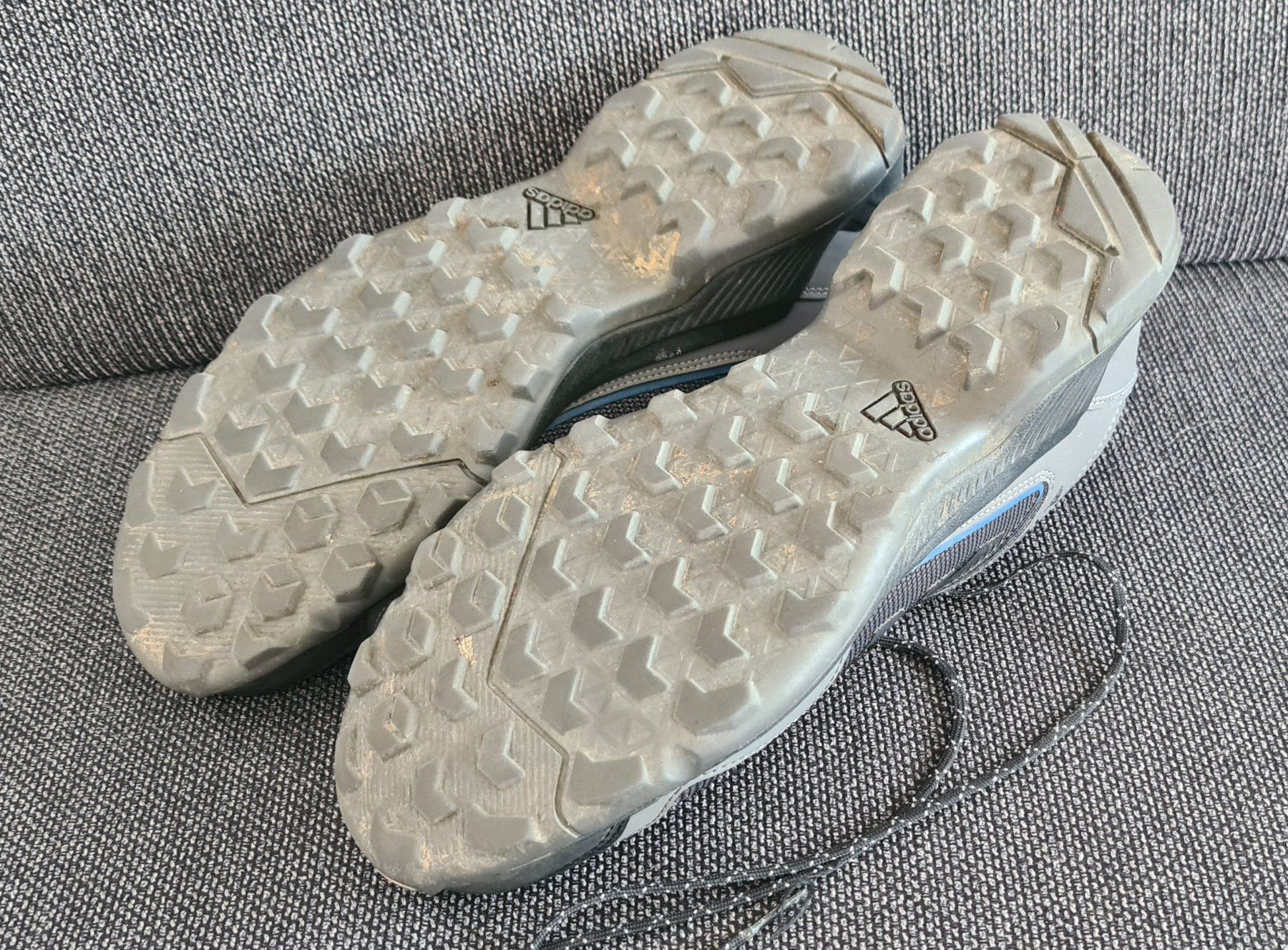 Adidas Scarpe da uomo: Laufschuhe "Addidas" Terrex Gore-Tex – Usato da Islikon venduto da EFH651 1