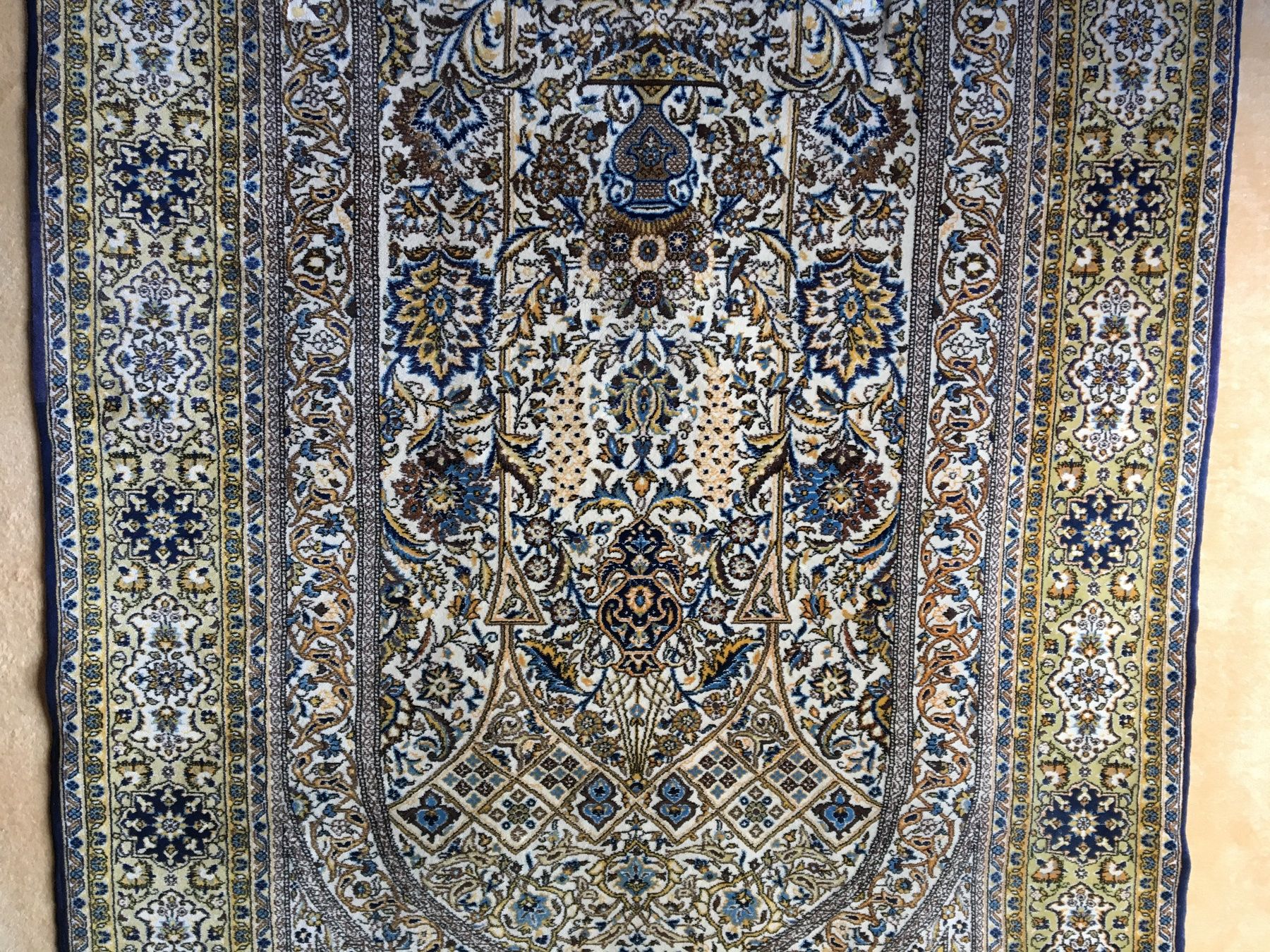 Tappeti: Tapis d'Orient – Usato da Vufflens-le-Château venduto da vcourvoisier 2