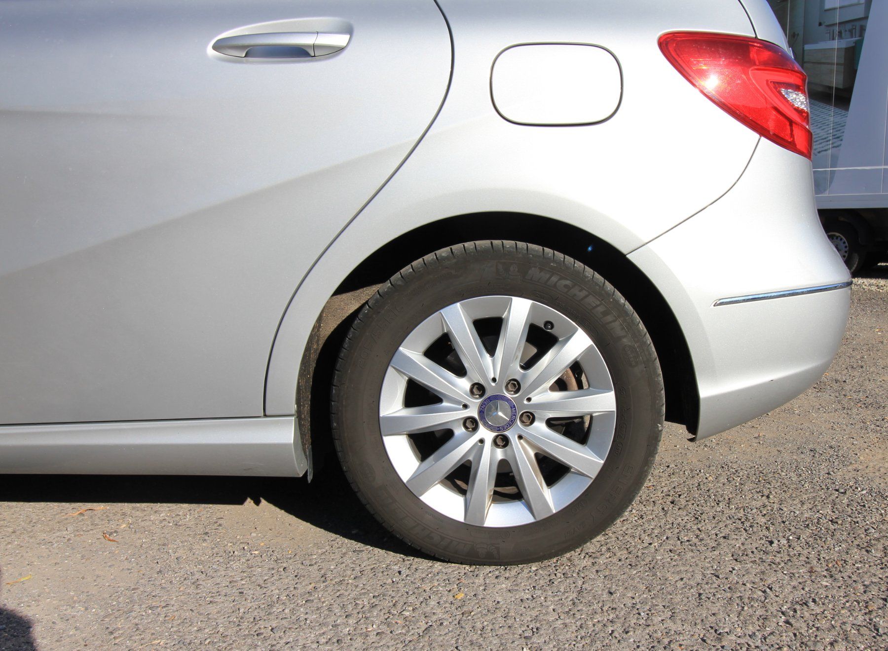 Mercedes-Benz Autos: Mercedes-Benz B200 – D'occasion à Kaufdorf par Ostrich 7