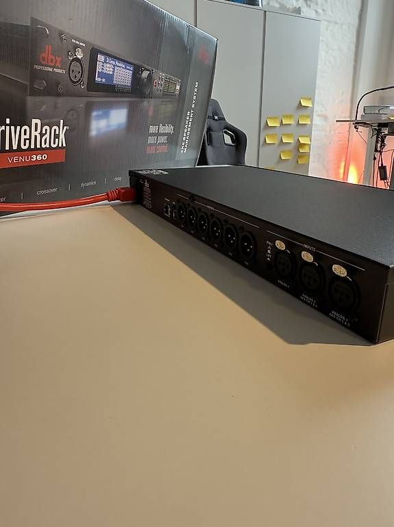 Dbx Equalizzatori: dbx Driverack Venu360 Speaker Controller – Usato da Bischofszell venduto da Nenga 1