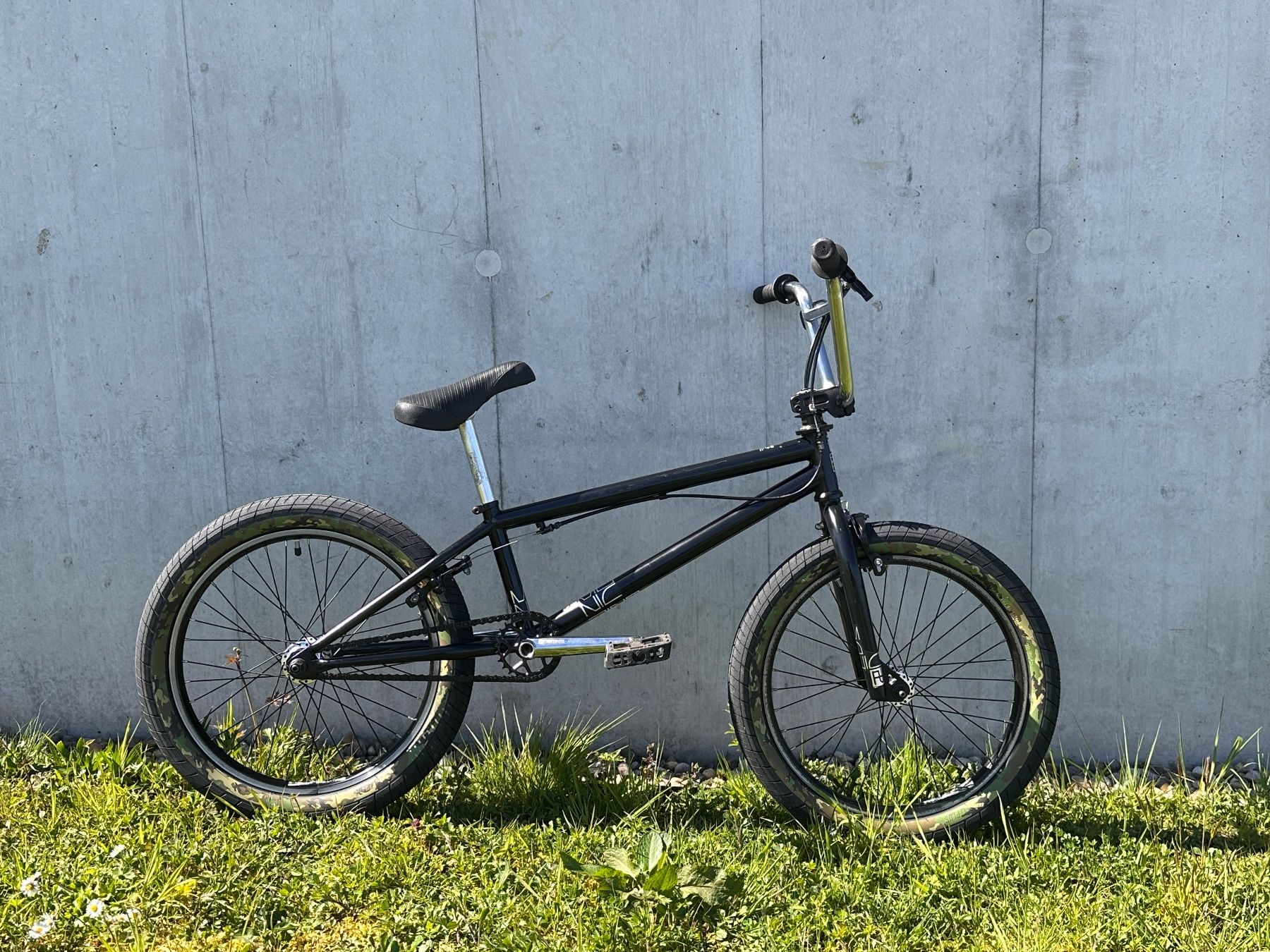 Felt Velos: Felt Manic BMX – Gebraucht aus Niederuzwil von Buecherwaeldli