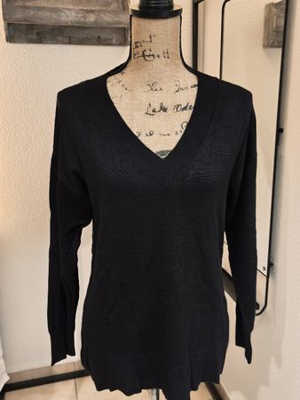 Damen Pullover schwarz V-Ausschnitt guter Zustand