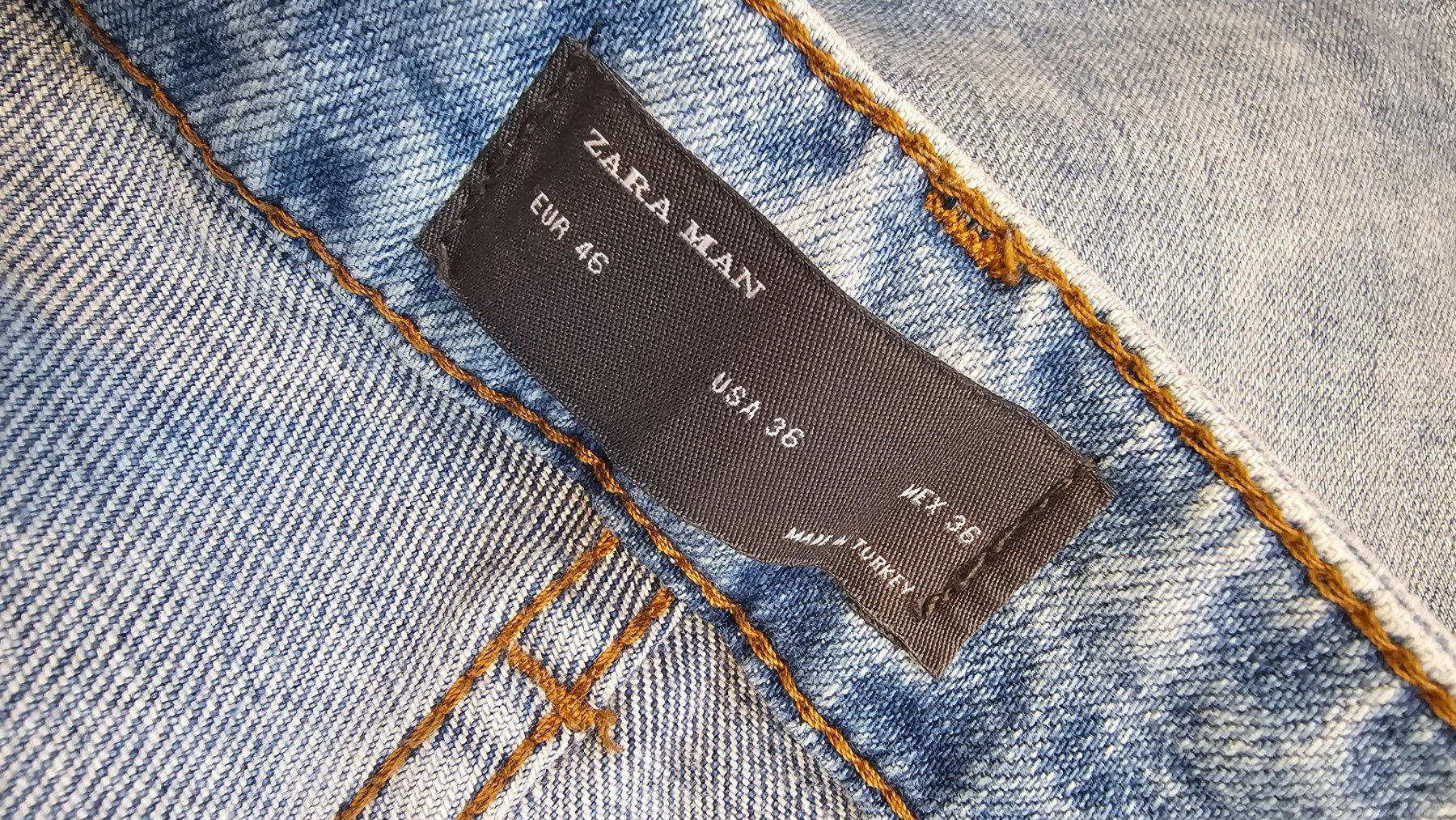 Zara Jeans: Blaue Herrenjeans mit Camouflage Patches – Usato da Cham venduto da cgroove 2