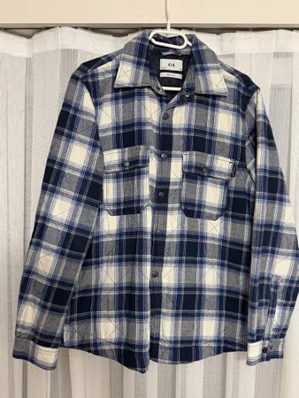 Hemdjacke C&A kariert gesteppt blau weiss Grösse M