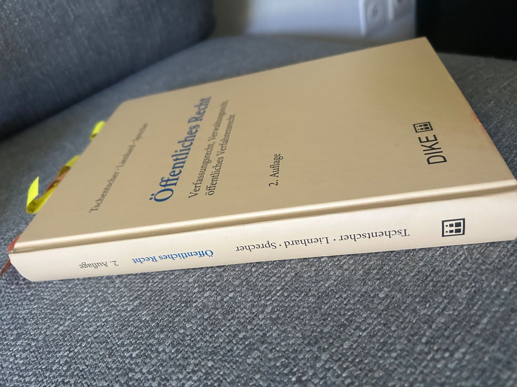 Libri: Öffentliches Recht – Usato da Bern venduto da endrit15 2