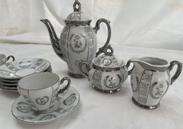 Vintage Mocca-Set mit Silberverzierung - 14-teilig