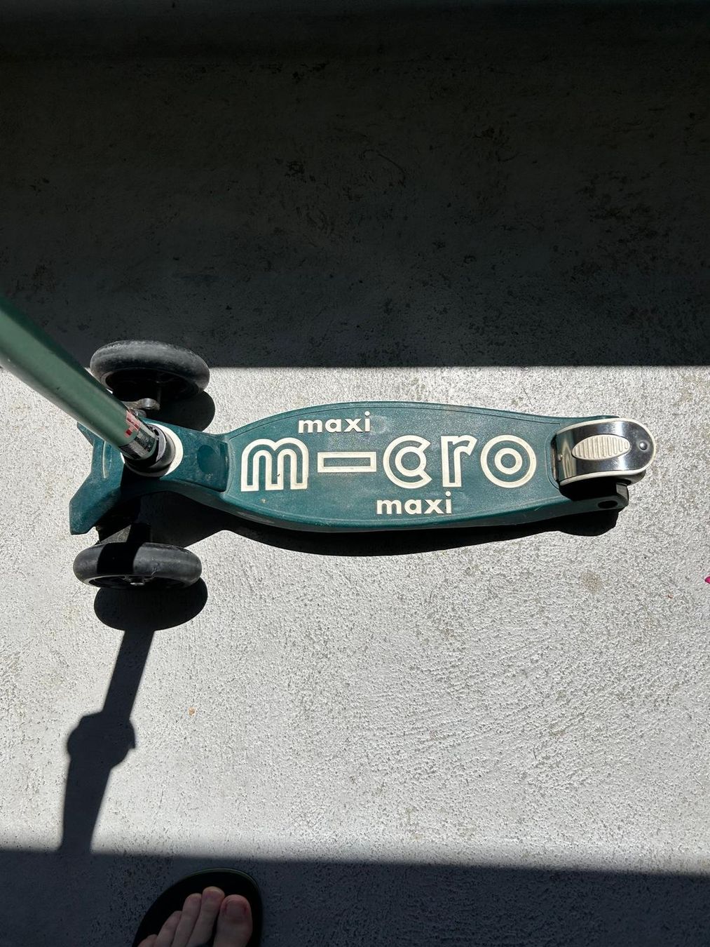 Micro Kickboard: Maxi Micro Scooters  - Green – Usato da Cham venduto da 9inches 1