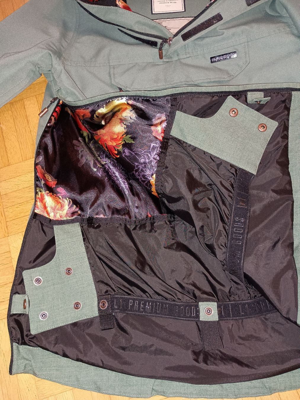 Giacche: L1 Premium Goods Ski oder Winter Jacke, Khaki, Grösse S, Top – Usato da Wolhusen venduto da mel_57jx 4