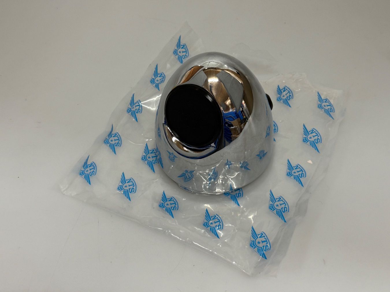 Puch Mofas: Eierlampengehäuse Chrom neu – Neu und originalverpackt aus Hallau von mofaplus