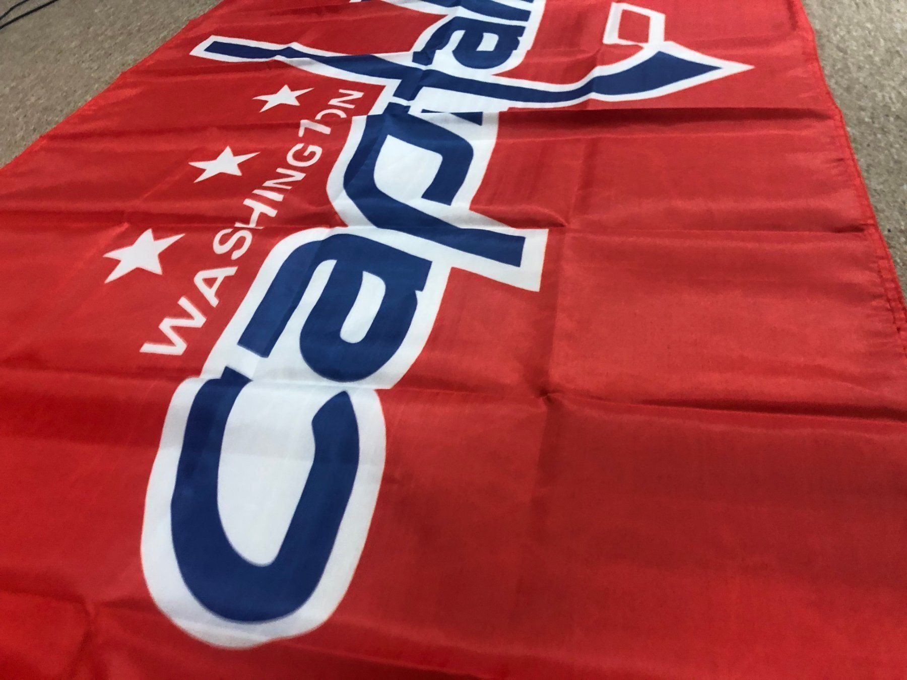 NHL Fahnen: Fahne Washington Capitals NHL Eishockey Owetschkin Bäckström – Neu und originalverpackt aus Dättlikon von easythings 3