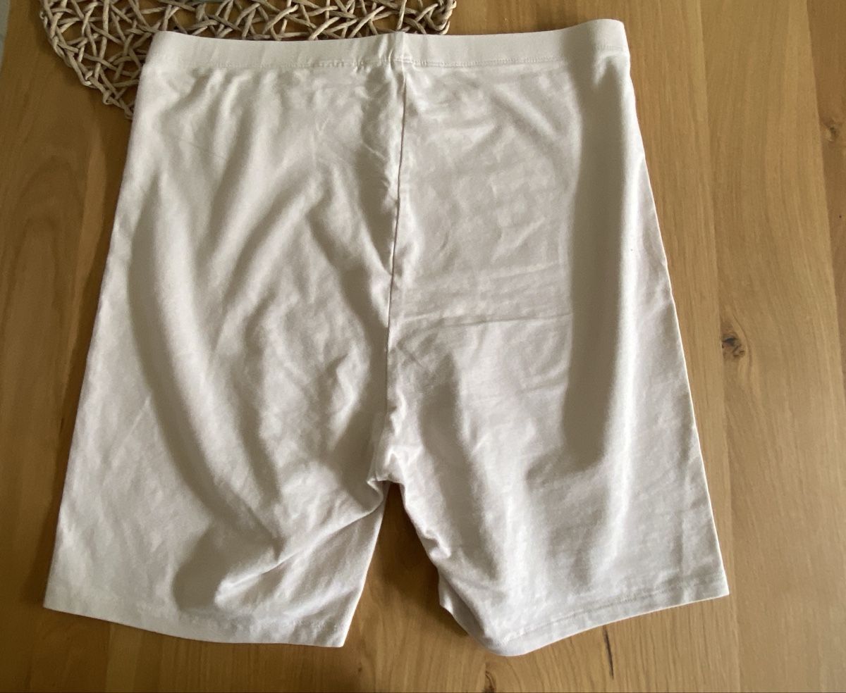 H&M Leggings: Radlerhose hellbeige Gr.L Baumwolle – Neuf (Voir description) à Hünibach par nadalila 1