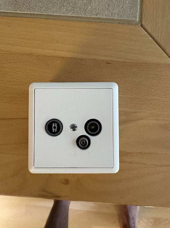 Spine: Tv Dose, R/TV/Modem – Usato da Rorschacherberg venduto da hel_l7nq 1