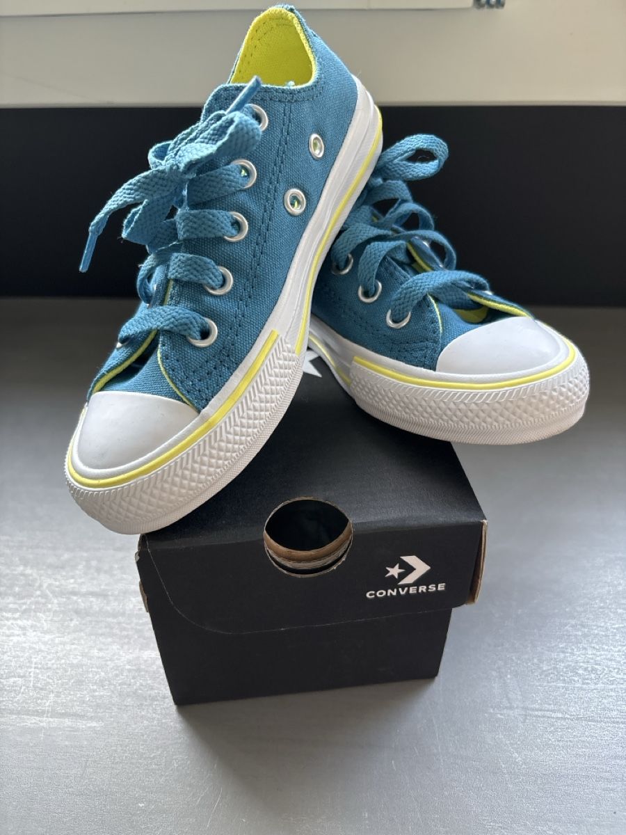 Converse Scarpe da uomo: Converse Sneaker NEU Gr 28 – Nuovo e nell'imballaggio originale da Mörschwil venduto da Mibasel