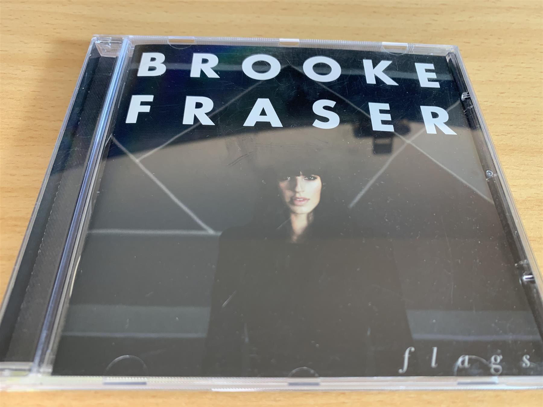 CD: Brooke Fraser – Flags – Usato da Rikon im Tösstal venduto da Alpenmutz