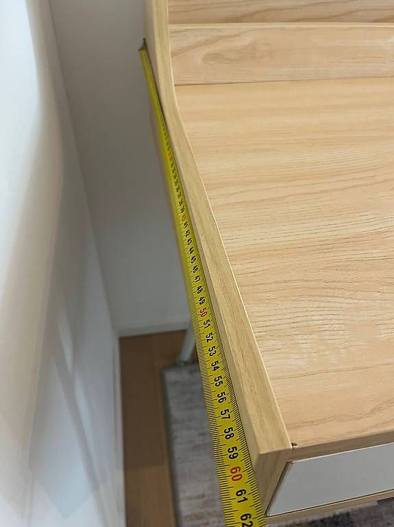 Schreibtische: Schreibtisch hell und modern – Gebraucht aus Schaffhausen von sil_fqy6 2