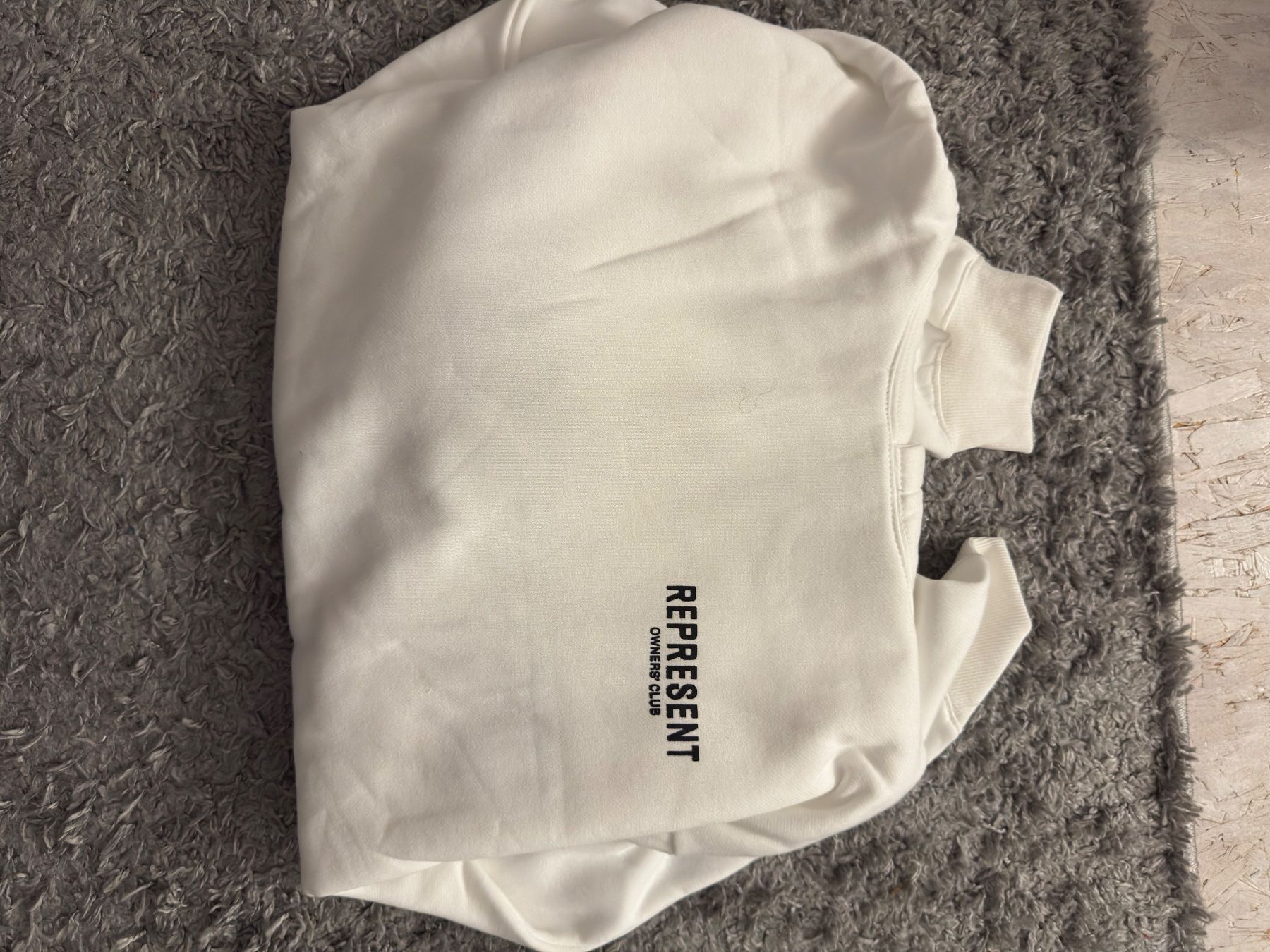 Represent Maglioni & Felpe: Represent Pullover Weiss neu – Nuovo (secondo la descrizione) da Römerswil LU venduto da oli_9hd5