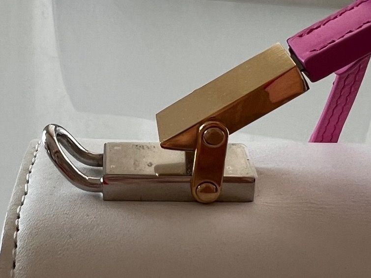 Balenciaga Borse da donna: Sac à main Balenciaga en cuir&python Pleine Fleur – Nuovo (secondo la descrizione) da Bussigny venduto da ccch 5
