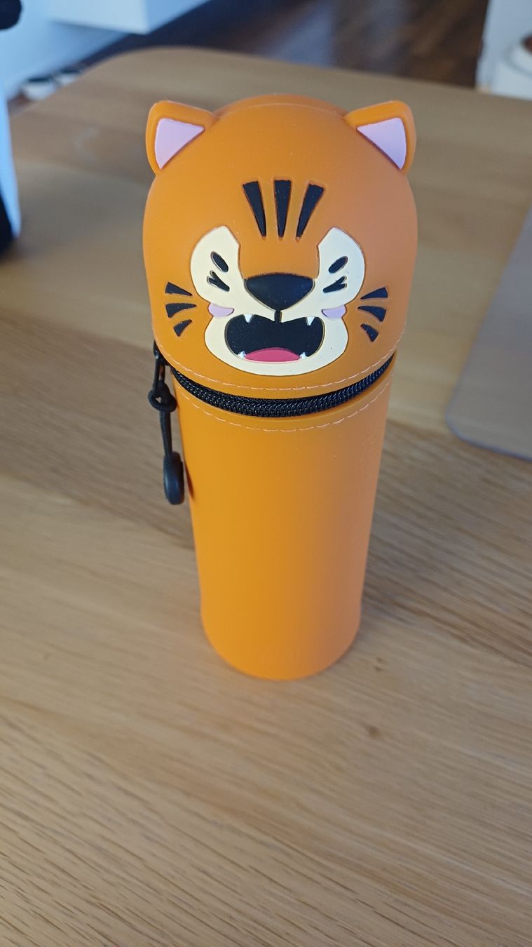 Legami Autres écriture & dessin: Original Legami Etui Tiger – D'occasion à Adligenswil par fabianbrunner