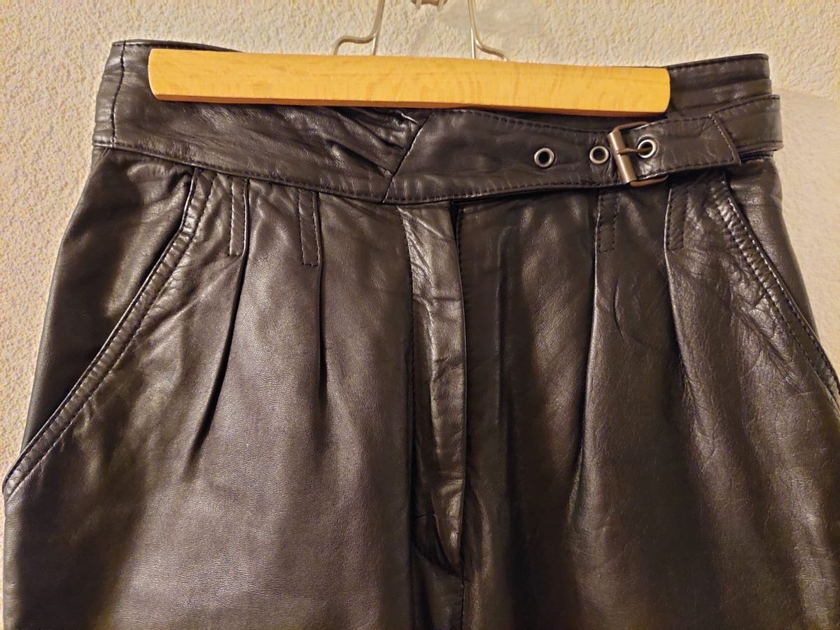 C&A Pantaloni: Canda vintage Hosen aus echtem Leder – Usato da Basel venduto da shirley_gold 2