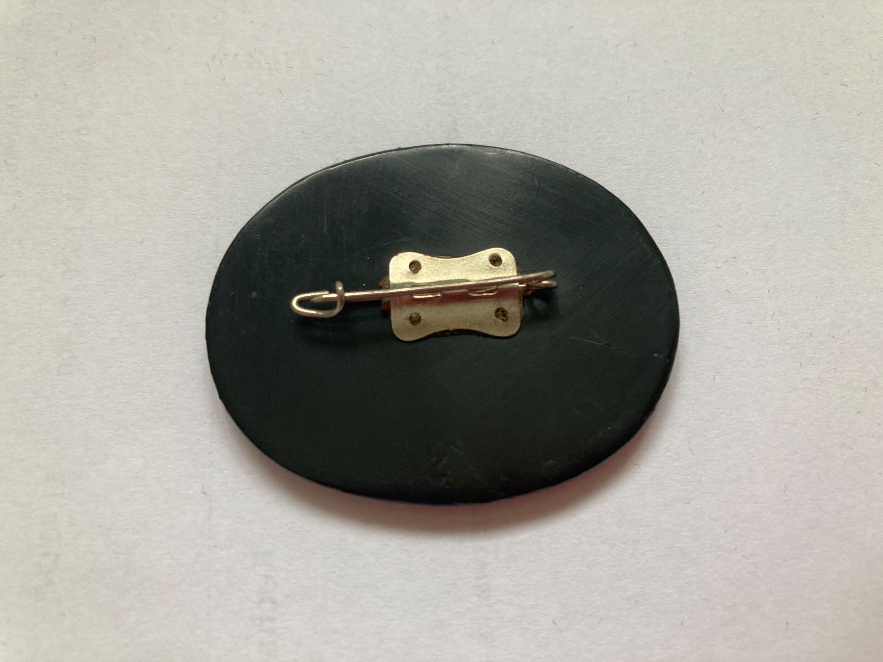 Spille & Fermagli: Brosche, Lackminiatur aus Palech – Usato da Winterthur venduto da greenspell 2