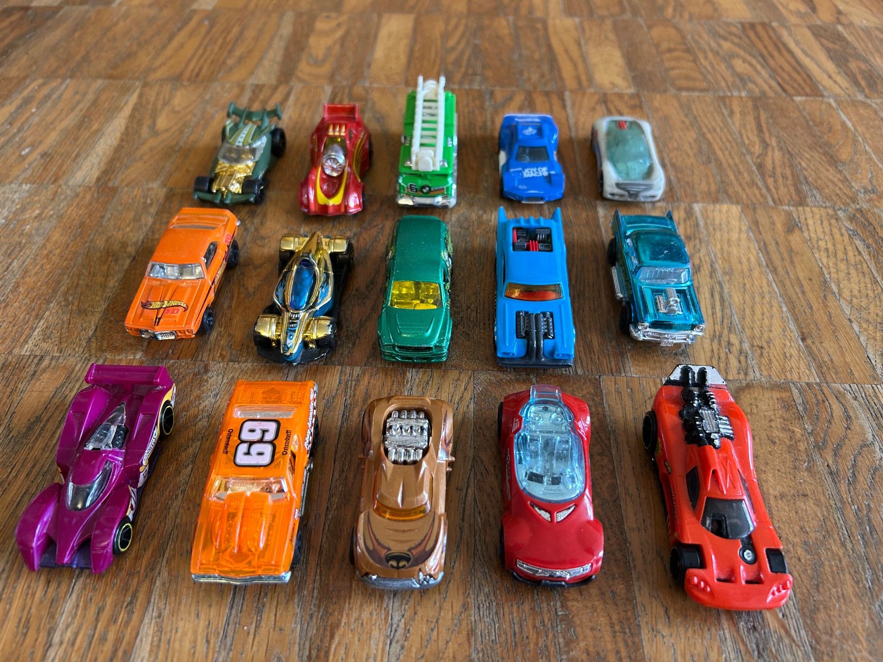 Hot Wheels Modellini d'auto: 15 Hotwheel Autos – Usato da Winterthur venduto da Aaart666