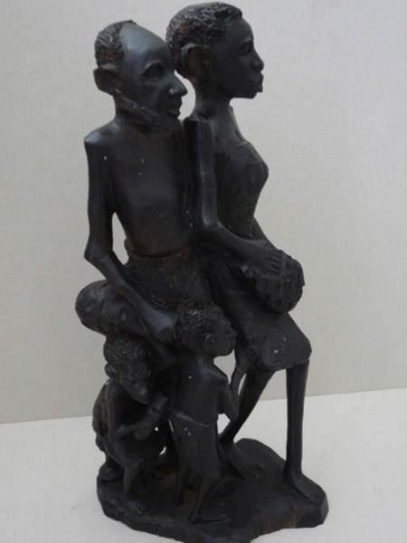 Skulpturen & Statuen: Afrikanische Holzfigur -  geschnitzt – Gebraucht aus Chur von omonia