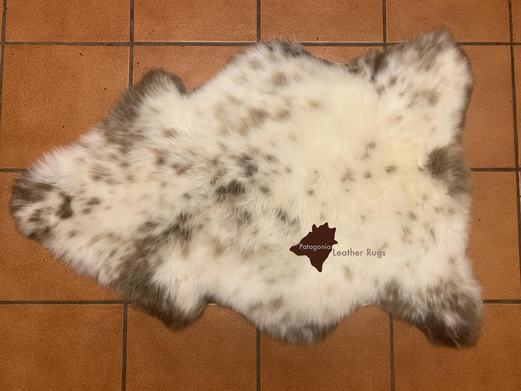 Tappeti: Lammfell Teppich – Nuovo e nell'imballaggio originale da Arbedo venduto da patagonialeatherrugs 1