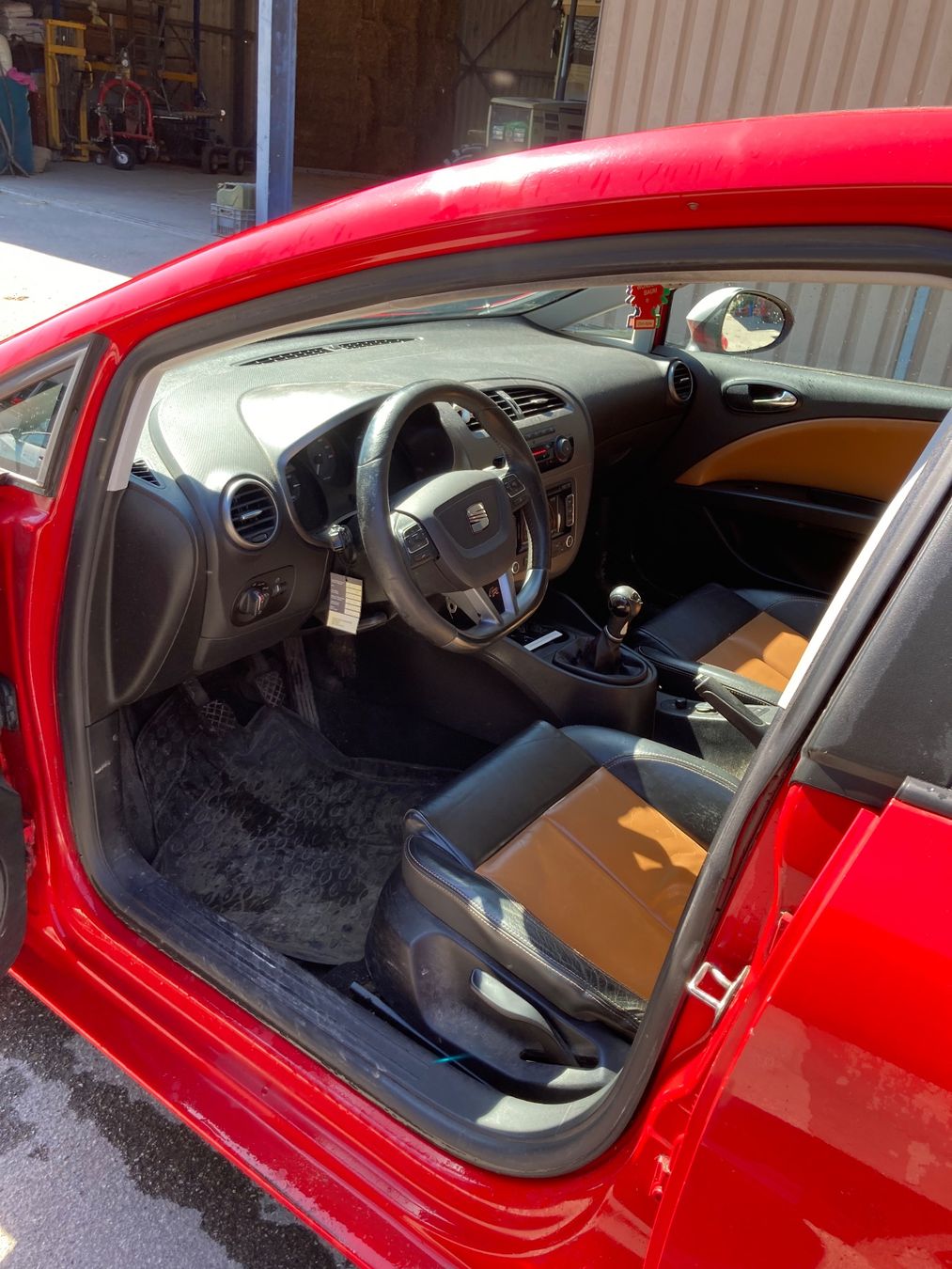 Seat Automobili: Seat Leon 2.0FR TFSI – Difettoso da oftringen venduto da Dominik733 4