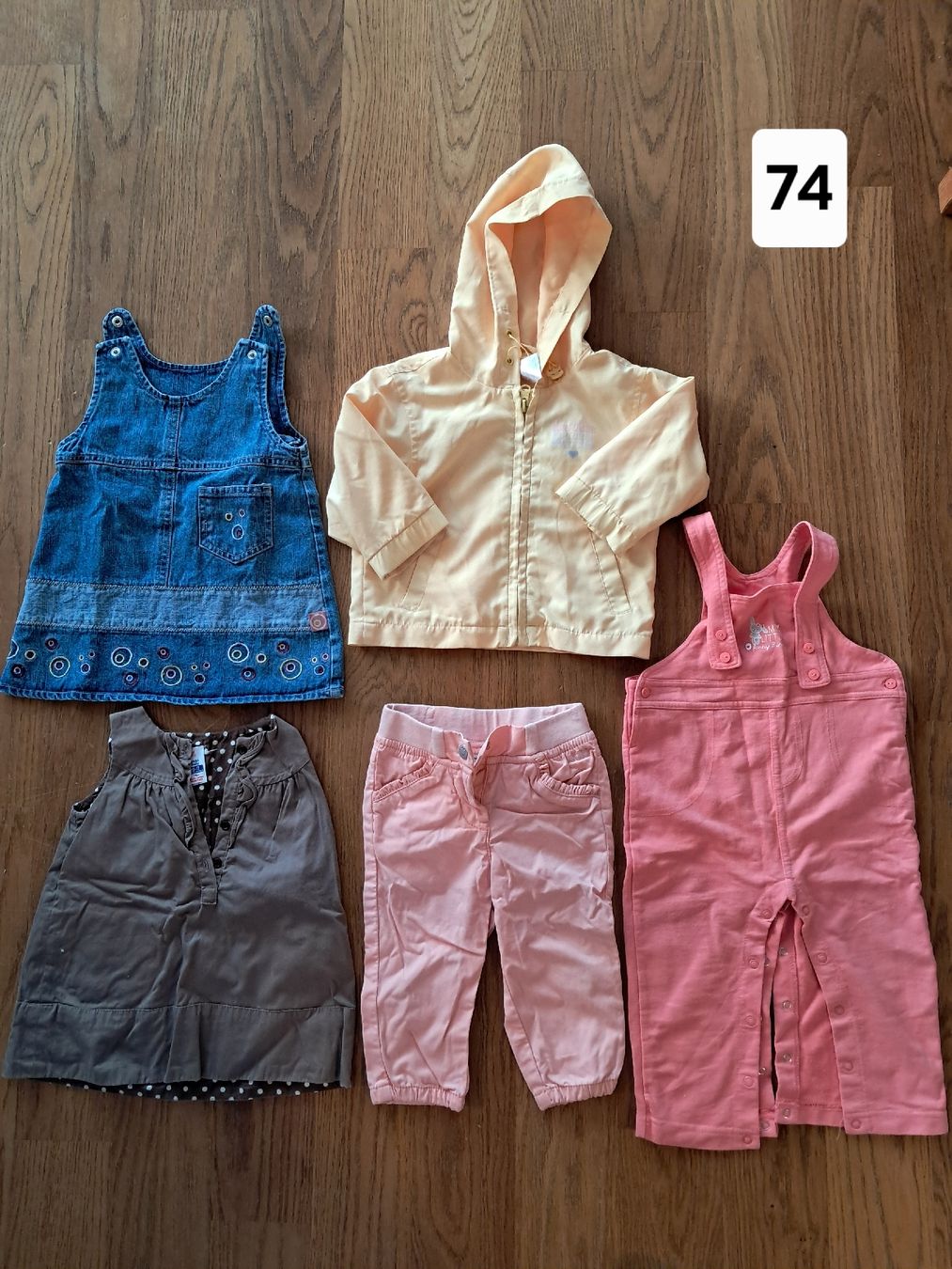 Lotti & Set di vestiti: Baby Kleider – Usato da Luzern venduto da youlshee