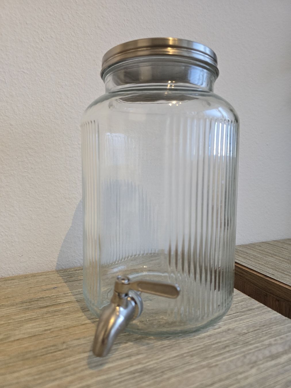 Elettrodomestici da cucina: Getränkespender mit Hahn 5L / Neu – Nuovo (secondo la descrizione) da Wädenswil venduto da sos_6vlx