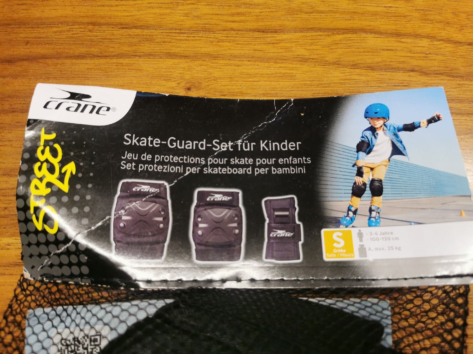 Inline-Skating & Rollschuhe: Rollschuhe und  skate guard set – Gebraucht aus Weiningen ZH von angebot05 5