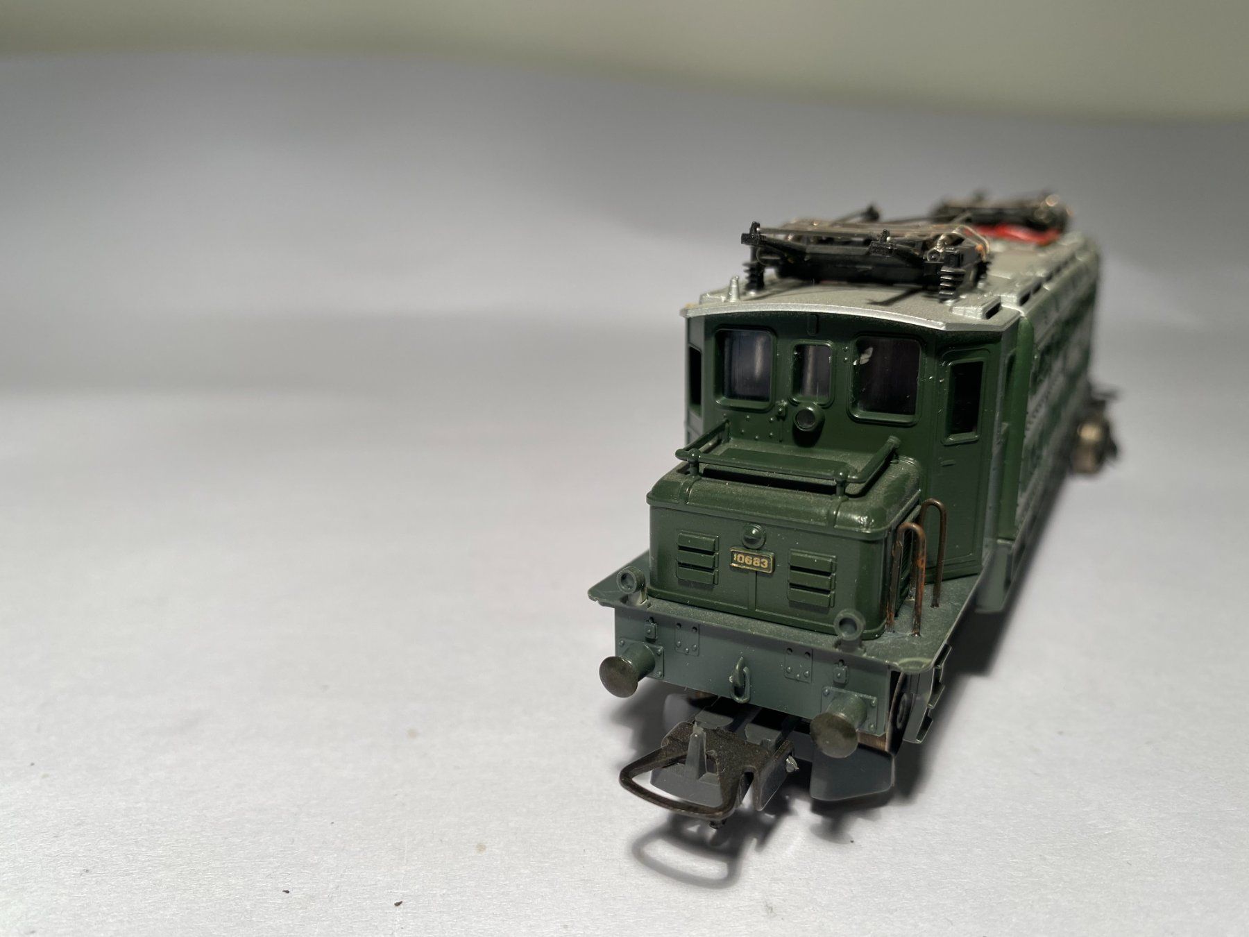 Lima Modellini di ferrovie: LIMA E-Lok Ae 3/6 der SBB 208117 grün DC – Usato da Buchrain venduto da Modellbahn11 3