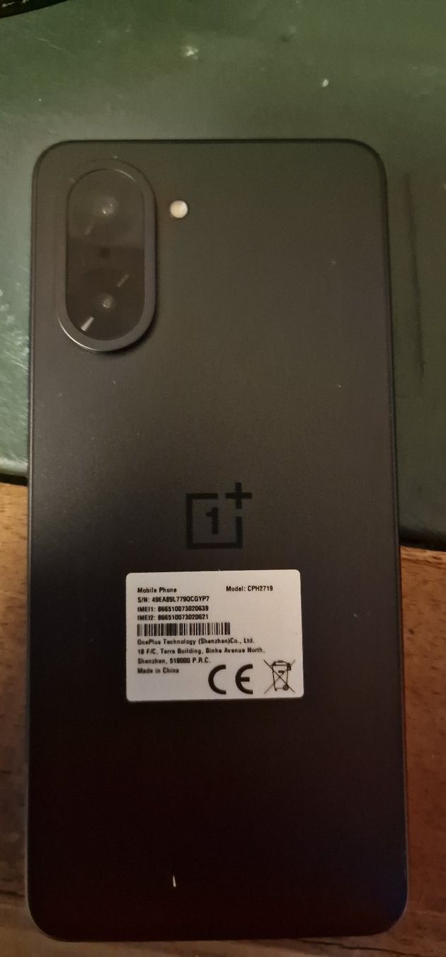 OnePlus Handys / Smartphones: OnePlus North CE5 mit Etui – Neu (gemäss Beschreibung) aus Baar von Prawda 1