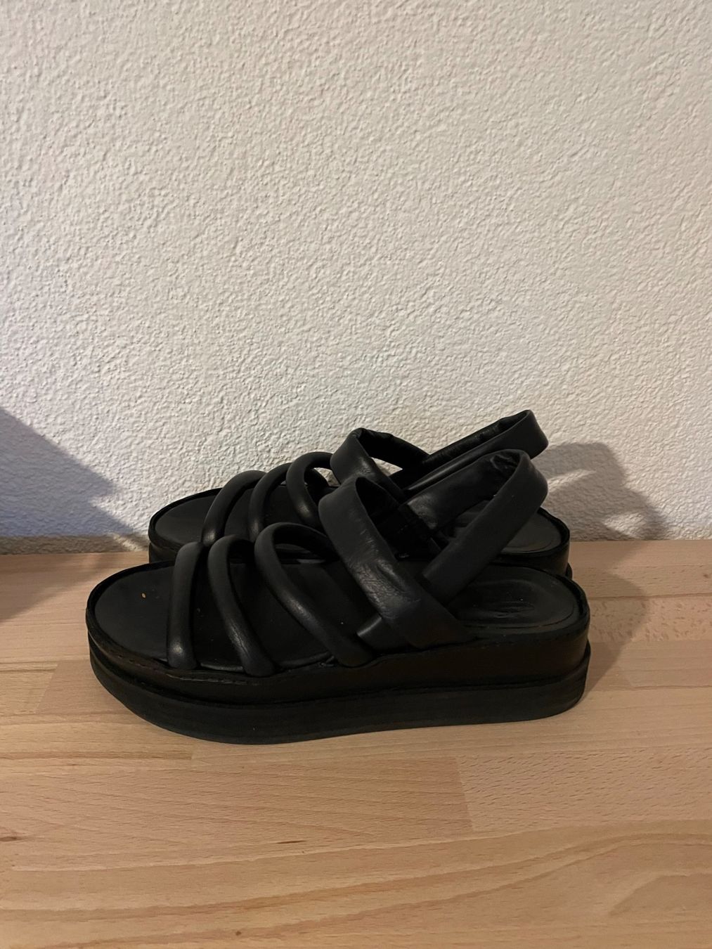 Scarpe da donna: Ixos Sandalen 38 – Usato da zürich venduto da Ildiavolovesteprada 2