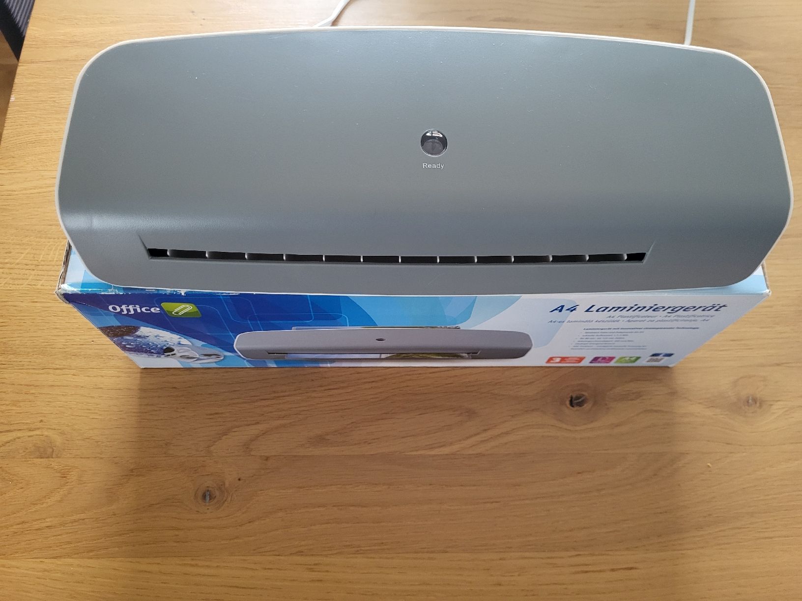 Laminiergeräte: Plastificatrice A4 - Perfetta per documenti importanti! – Gebraucht aus Uster von Dada_g556 1