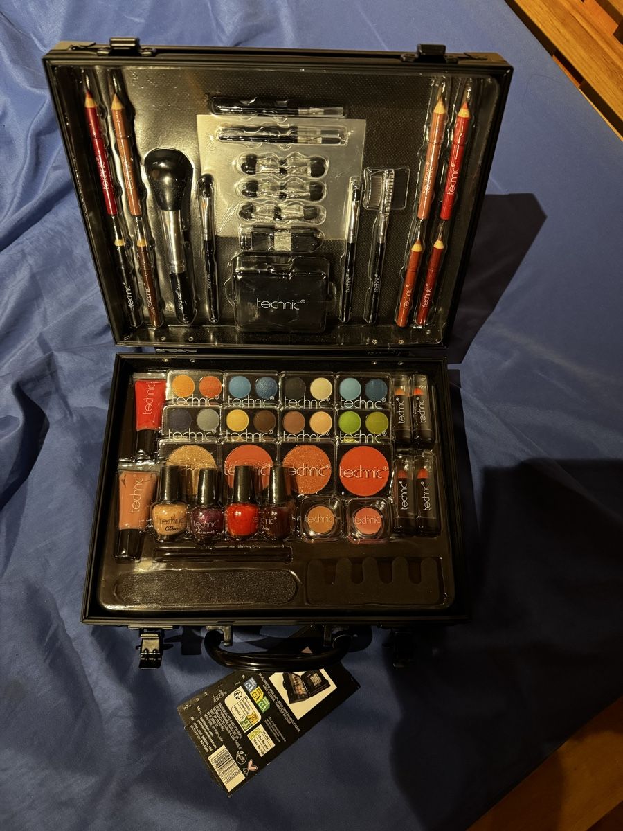 Make-up: Coffret beauté Technic neuf – Nuovo e nell'imballaggio originale da Les Giettes venduto da joelledu