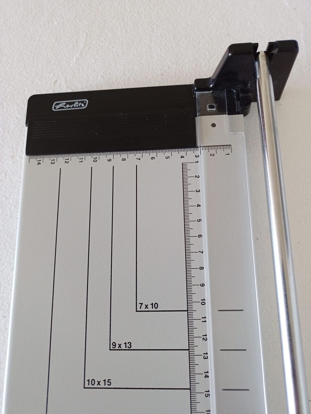Tutte le macchine: Papierschneidemaschine Herlitz – Usato da Bern venduto da Maikaefer10 1