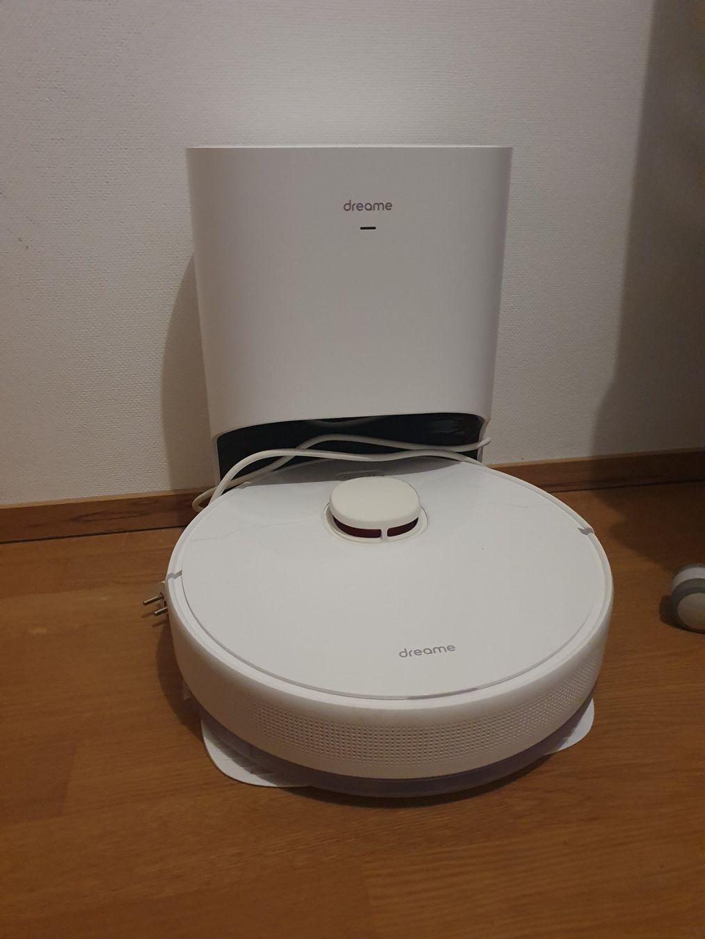 Dreame Aspirapolveri & Accessori: Dreame D10 Plus Saug- & Wischroboter – Usato da Zürich venduto da dav_85xz