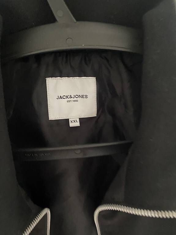 Jacken: Veste Jack et Jones – Gebraucht aus Areuse von Nic_wd9n 2
