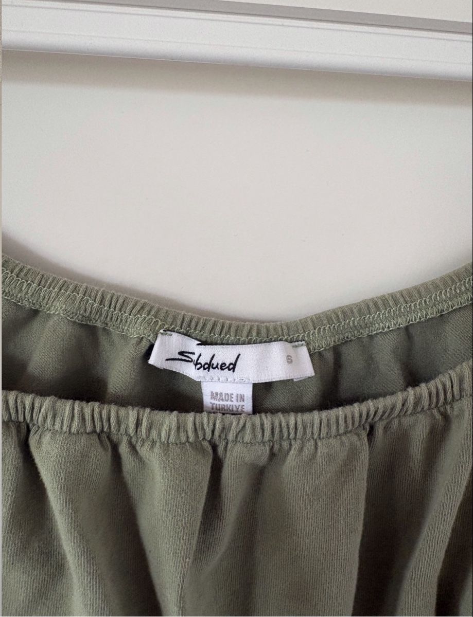 Top: Subdued Top Grün – Usato da Arni AG venduto da len_c8nz 1