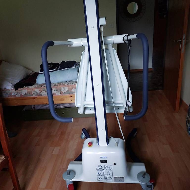 Attrezzature mediche: Lève personne  – Usato da Nods venduto da Flatron2