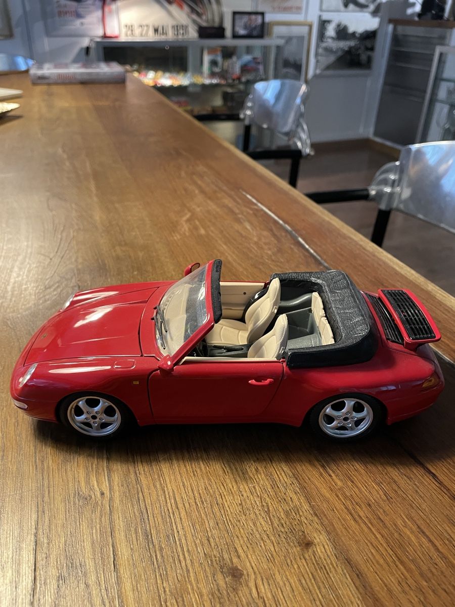 Bburago Modellini d'auto: Porsche 993 Carrera Burago – Nuovo (secondo la descrizione) da Laupen BE venduto da Perigoso 1